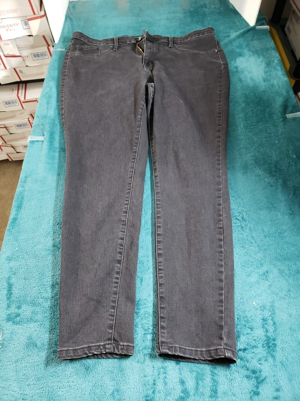 Mossimo Jeans Size 18 Women Black Denim Stretch Pants Dark High Rise Jegging